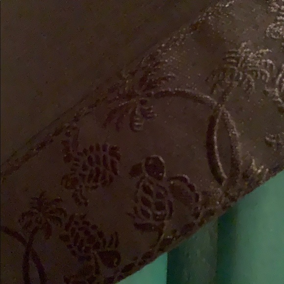 Cover up - Picture 4 of 4